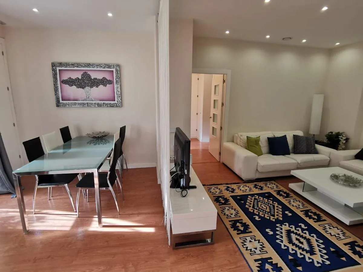 Beautifull spacious apartment Bonito apartamento espacioso Fuengirola Los Boliches España